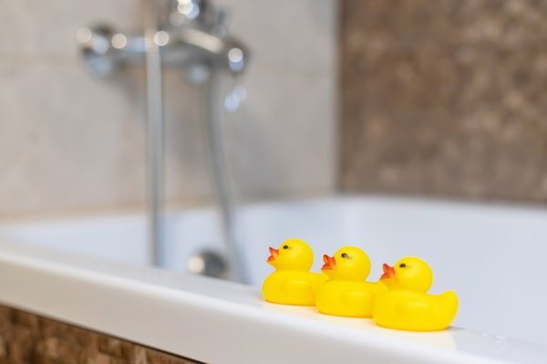 Canard vibrant : l'accessoire ludique pour le bain intime