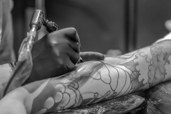 Top 10 artistes tatoueurs à nice pour des créations uniques